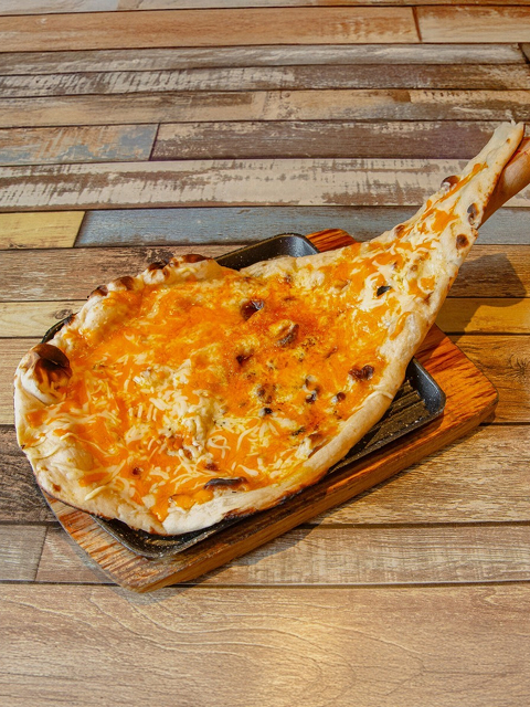 cheese naan